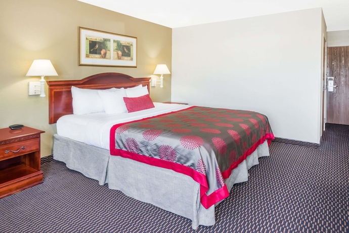 Imagen de la habitación del Hotel Ramada By Wyndham Columbia. Foto 2