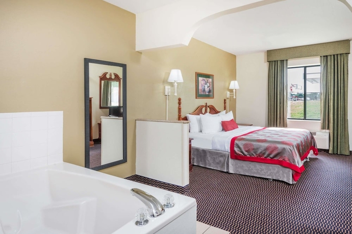 Imagen de la habitación del Hotel Ramada By Wyndham Columbia. Foto 3