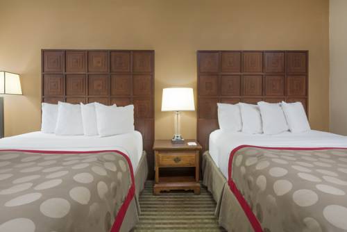 Imagen de la habitación del Hotel Ramada By Wyndham Columbus North. Foto 3