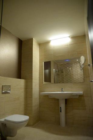 Imagen de la habitación del Hotel Ramada By Wyndham Constanta. Foto 7