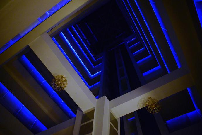 Imagen de los interiores del Hotel Ramada By Wyndham Constanta. Foto 12