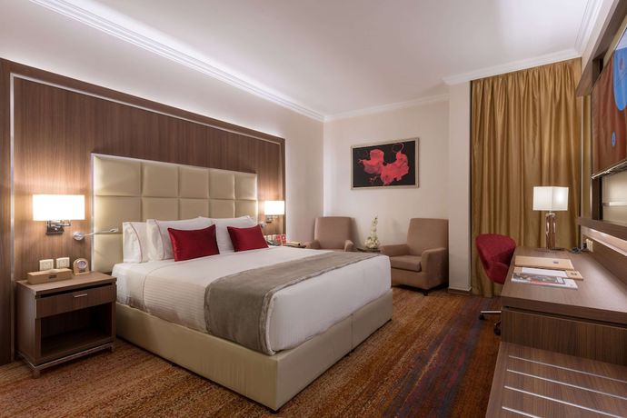 Imagen de la habitación del Hotel Ramada By Wyndham Continental Jeddah. Foto 4