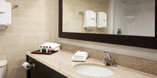 Imagen de la habitación del Hotel Ramada By Wyndham Cornwall. Foto 3