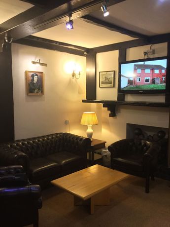 Imagen de los interiores del Hotel Ramada By Wyndham Crawley Gatwick. Foto 20