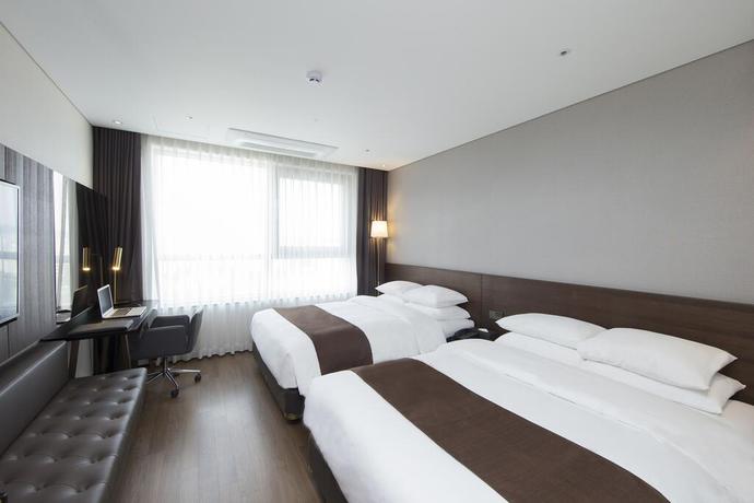Imagen de la habitación del Hotel Ramada By Wyndham Daejeon. Foto 9