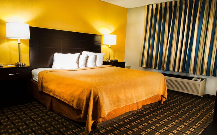 Imagen de la habitación del Hotel Ramada By Wyndham Davenport Orlando South. Foto 4