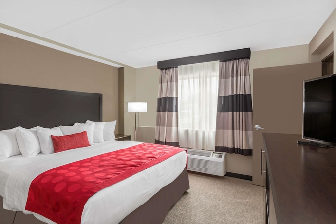 Imagen de la habitación del Hotel Ramada By Wyndham Des Moines Airport. Foto 9