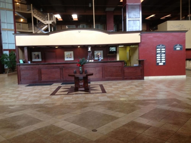 Imagen de los interiores del Hotel Ramada By Wyndham Dfw Airport. Foto 16