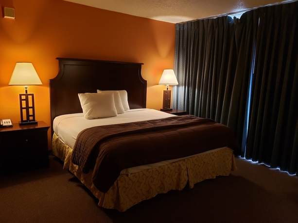 Imagen de la habitación del Hotel Ramada By Wyndham Dfw Airport. Foto 14