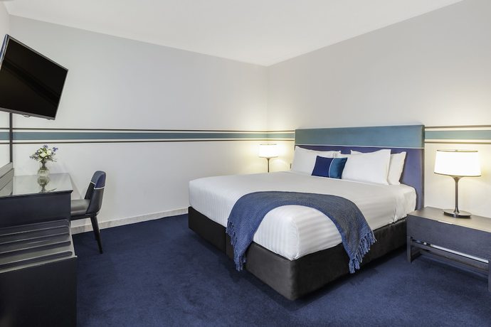 Imagen de la habitación del Hotel Ramada By Wyndham Diplomat Canberra. Foto 3