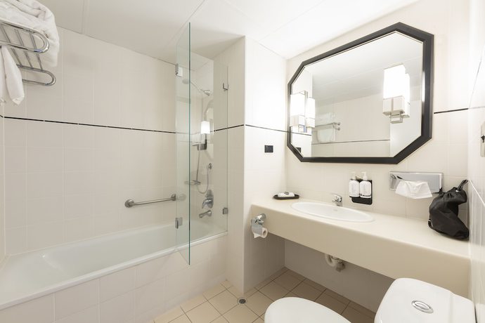 Imagen de la habitación del Hotel Ramada By Wyndham Diplomat Canberra. Foto 19