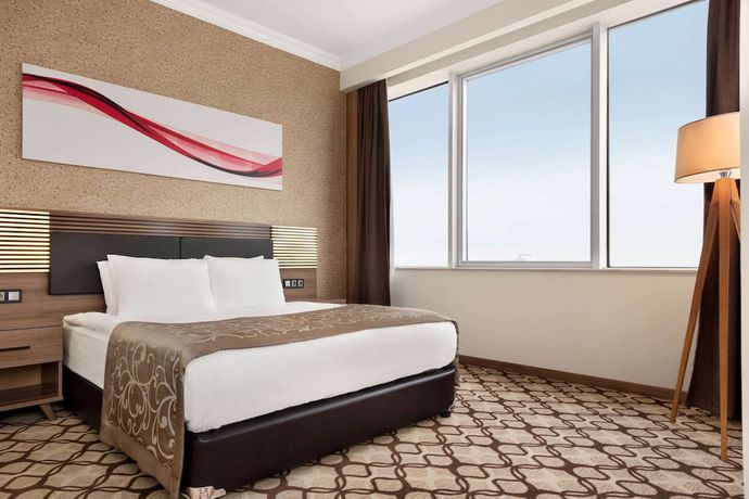 Imagen de la habitación del Hotel Ramada By Wyndham Diyarbakir. Foto 7