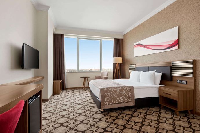 Imagen de la habitación del Hotel Ramada By Wyndham Diyarbakir. Foto 9