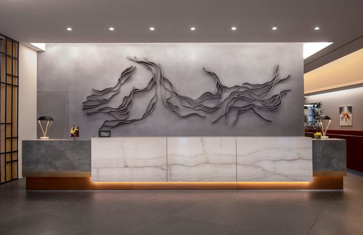 Imagen de los interiores del Hotel Ramada By Wyndham Downtown Beirut. Foto 40