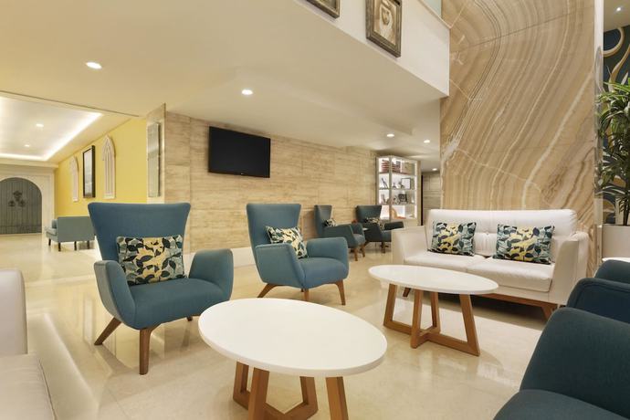 Imagen de los interiores del Hotel Ramada By Wyndham Downtown Dubai. Foto 19