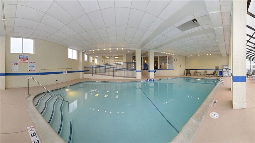 Imagen de la piscina del Hotel Ramada By Wyndham Downtown Spokane. Foto 16