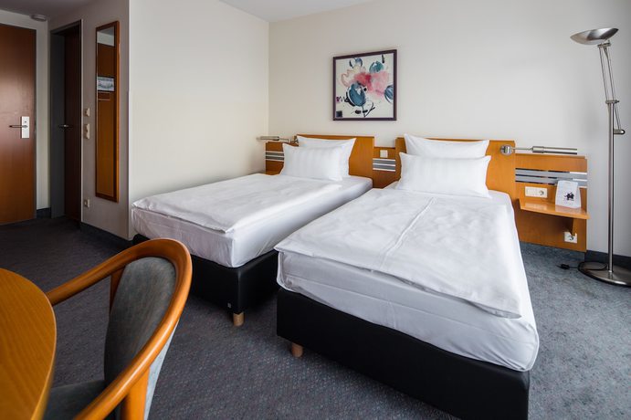 Imagen de la habitación del Hotel Ramada By Wyndham Dresden. Foto 12