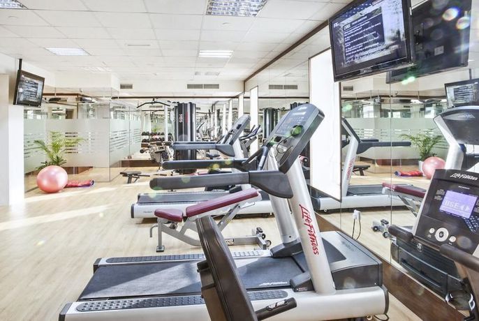 Imagen de los interiores del Hotel Ramada By Wyndham Dubai Deira. Foto 19