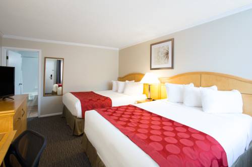 Imagen de la habitación del Hotel Ramada By Wyndham Duncan Cowichan Valley. Foto 9