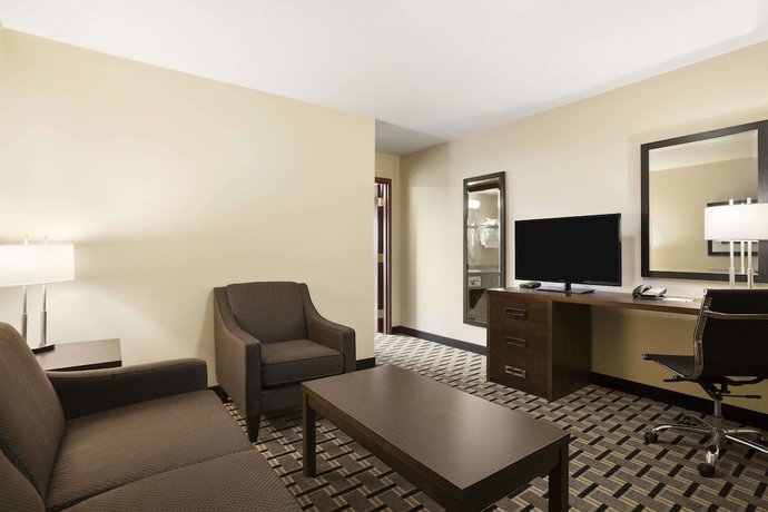 Imagen de la habitación del Hotel Ramada By Wyndham Edson. Foto 4