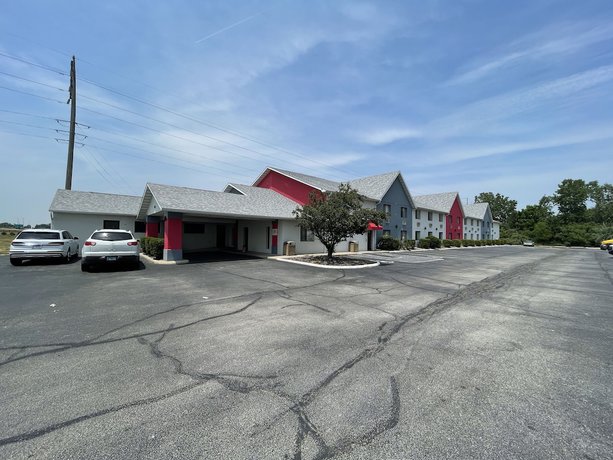 Imagen general del Hotel Ramada By Wyndham Effingham. Foto 2