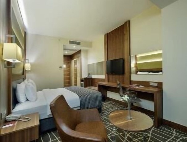 Imagen de la habitación del Hotel Ramada By Wyndham Elazig. Foto 4