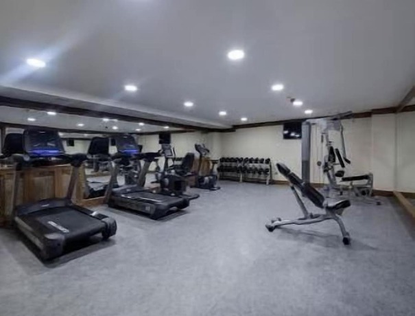 Imagen de los interiores del Hotel Ramada By Wyndham Elazig. Foto 20