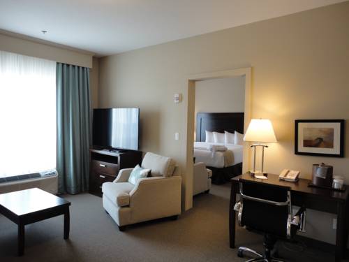 Imagen de la habitación del Hotel Ramada By Wyndham Emerald Park/regina East. Foto 4