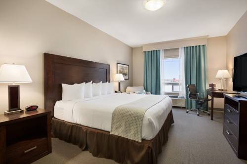 Imagen de la habitación del Hotel Ramada By Wyndham Emerald Park/regina East. Foto 6