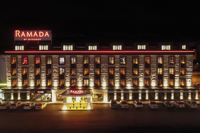 Imagen general del Hotel Ramada By Wyndham Erzurum. Foto 1