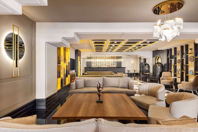 Imagen de los interiores del Hotel Ramada By Wyndham Erzurum. Foto 19