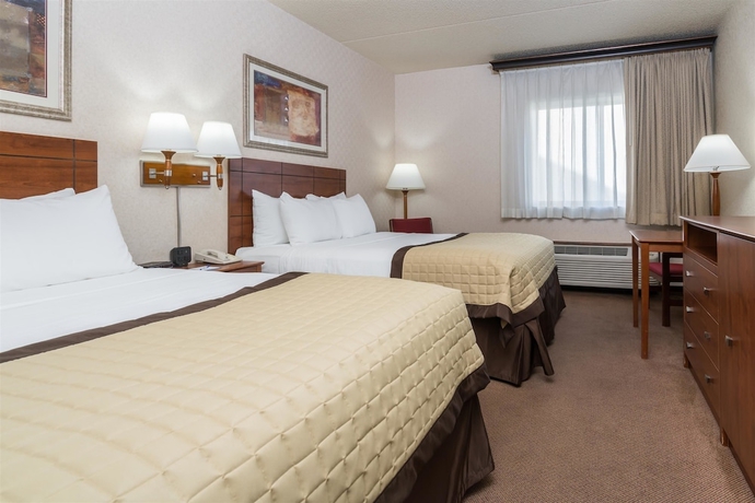 Imagen de la habitación del Hotel Ramada By Wyndham Fargo. Foto 6