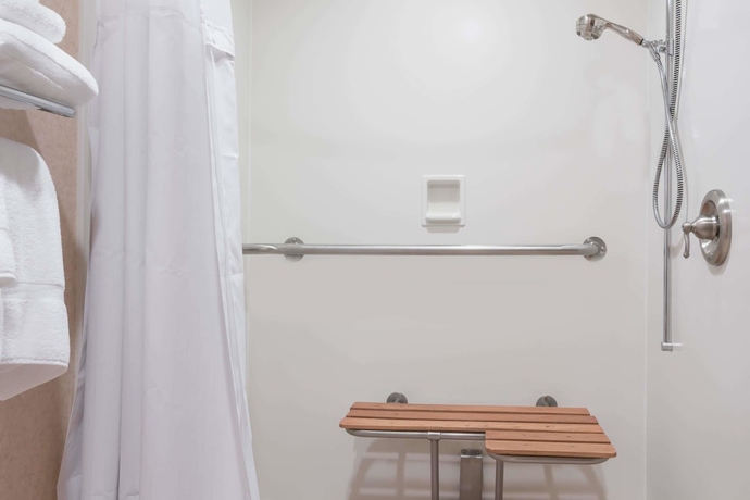 Imagen de la habitación del Hotel Ramada By Wyndham Fargo. Foto 18