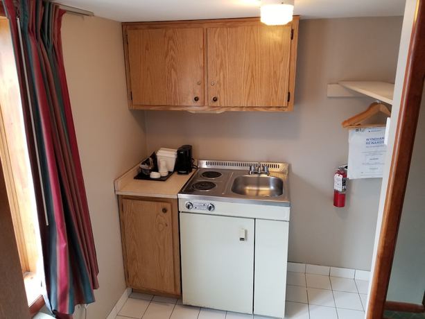 Imagen de la habitación del Hotel Ramada By Wyndham Flemington. Foto 12