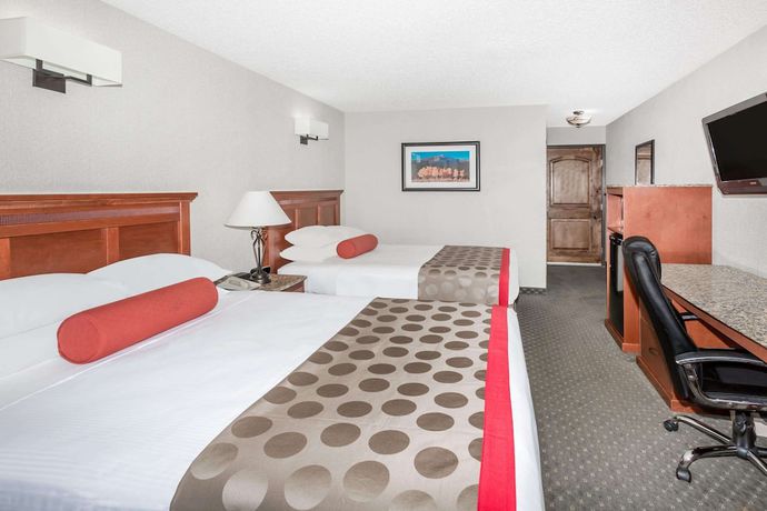 Imagen de la habitación del Hotel Ramada By Wyndham Frisco. Foto 5