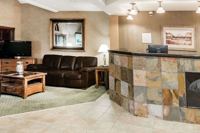 Imagen de los interiores del Hotel Ramada By Wyndham Frisco. Foto 19