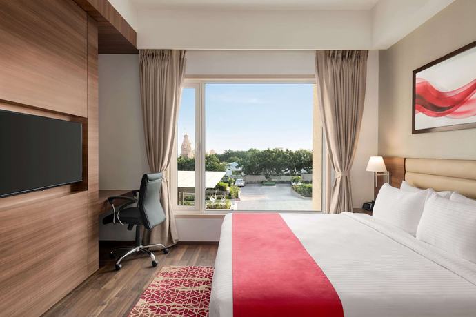 Imagen de la habitación del Hotel Ramada By Wyndham Gandhidham Shinay. Foto 10