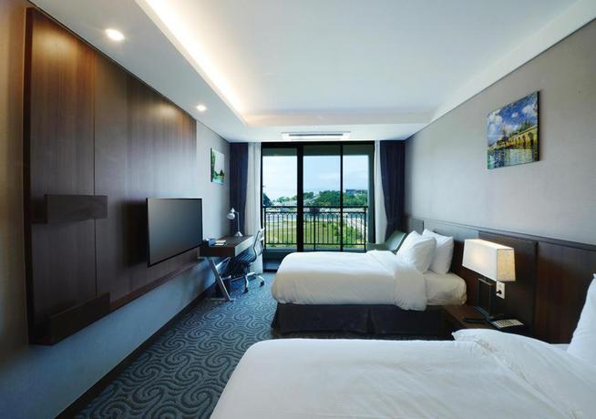 Imagen de la habitación del Hotel Ramada By Wyndham Gangwon Sokcho. Foto 8