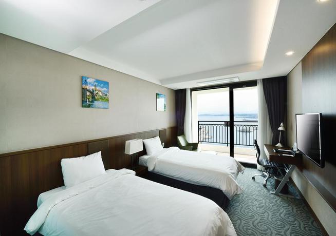 Imagen de la habitación del Hotel Ramada By Wyndham Gangwon Sokcho. Foto 9