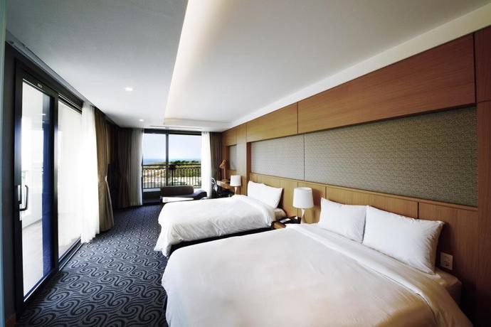 Imagen de la habitación del Hotel Ramada By Wyndham Gangwon Sokcho. Foto 10