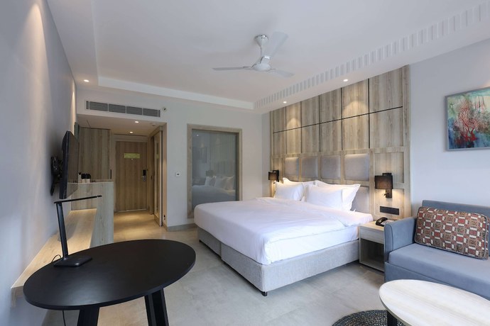 Imagen de la habitación del Hotel Ramada By Wyndham Goa Arpora. Foto 3
