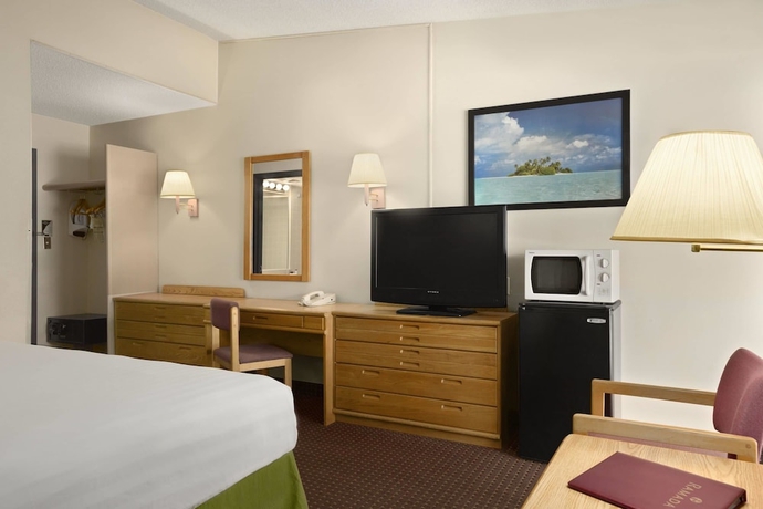 Imagen de la habitación del Hotel Ramada By Wyndham Grand Junction. Foto 9