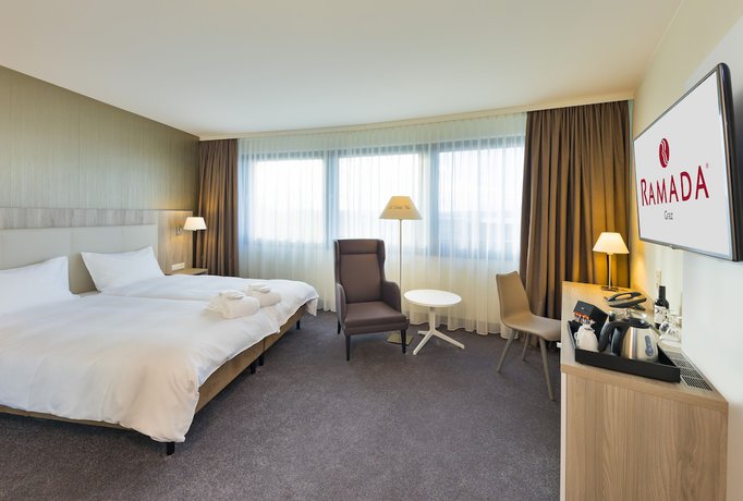 Imagen de la habitación del Hotel Ramada By Wyndham Graz. Foto 3