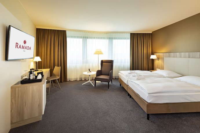 Imagen de la habitación del Hotel Ramada By Wyndham Graz. Foto 15