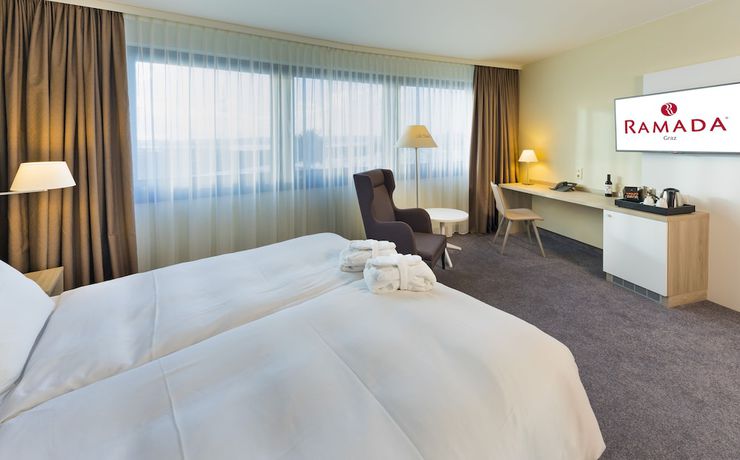 Imagen de la habitación del Hotel Ramada By Wyndham Graz. Foto 16
