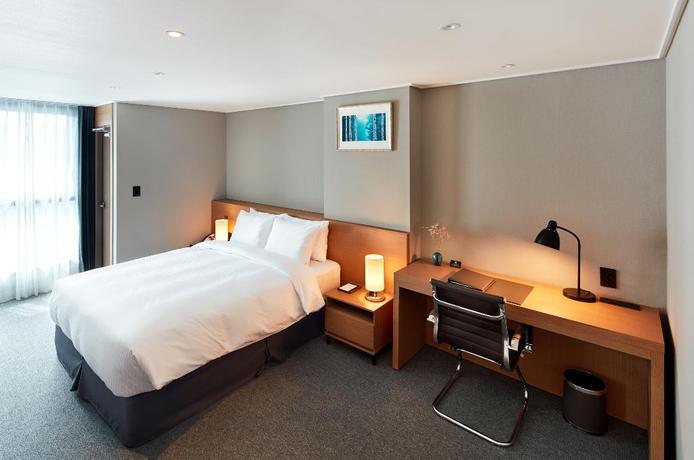 Imagen de la habitación del Hotel Ramada By Wyndham Gumi. Foto 12