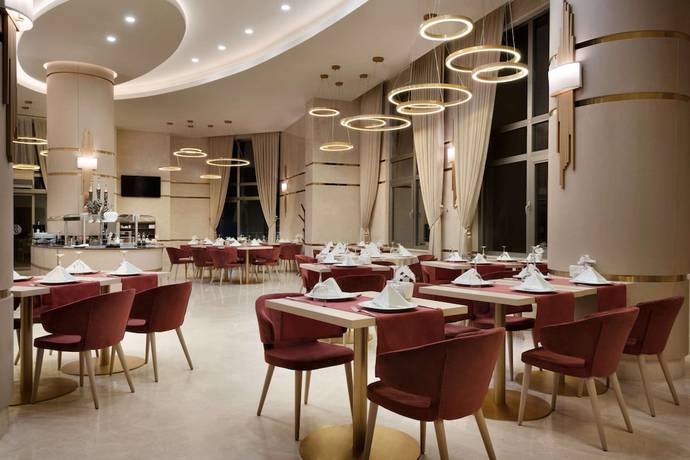 Imagen del bar/restaurante del Hotel Ramada By Wyndham Gumushane. Foto 2