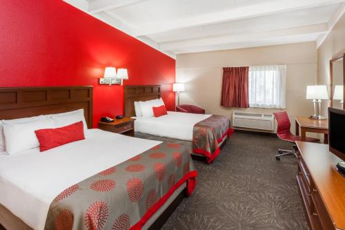 Imagen de la habitación del Hotel Ramada By Wyndham Hammond & Conference Center. Foto 6