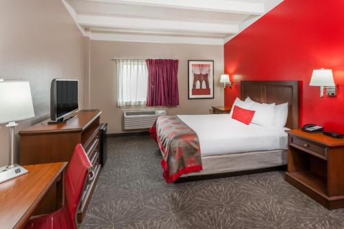 Imagen de la habitación del Hotel Ramada By Wyndham Hammond & Conference Center. Foto 17