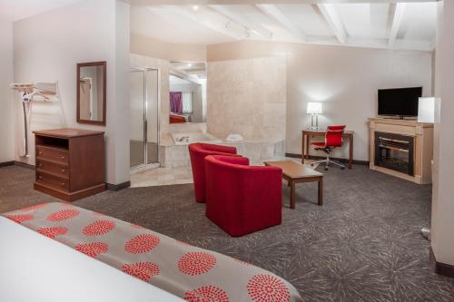 Imagen de la habitación del Hotel Ramada By Wyndham Hammond & Conference Center. Foto 18